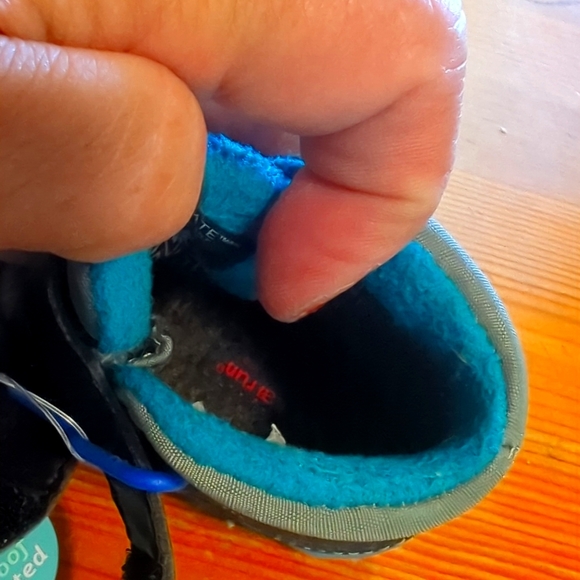 See kai run waterproof insulated toddler boots - Picture 6 of 7